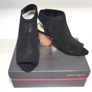 Vince Camuto Black Suede Leather Women's Heeled Sandals. New In Box Size 9